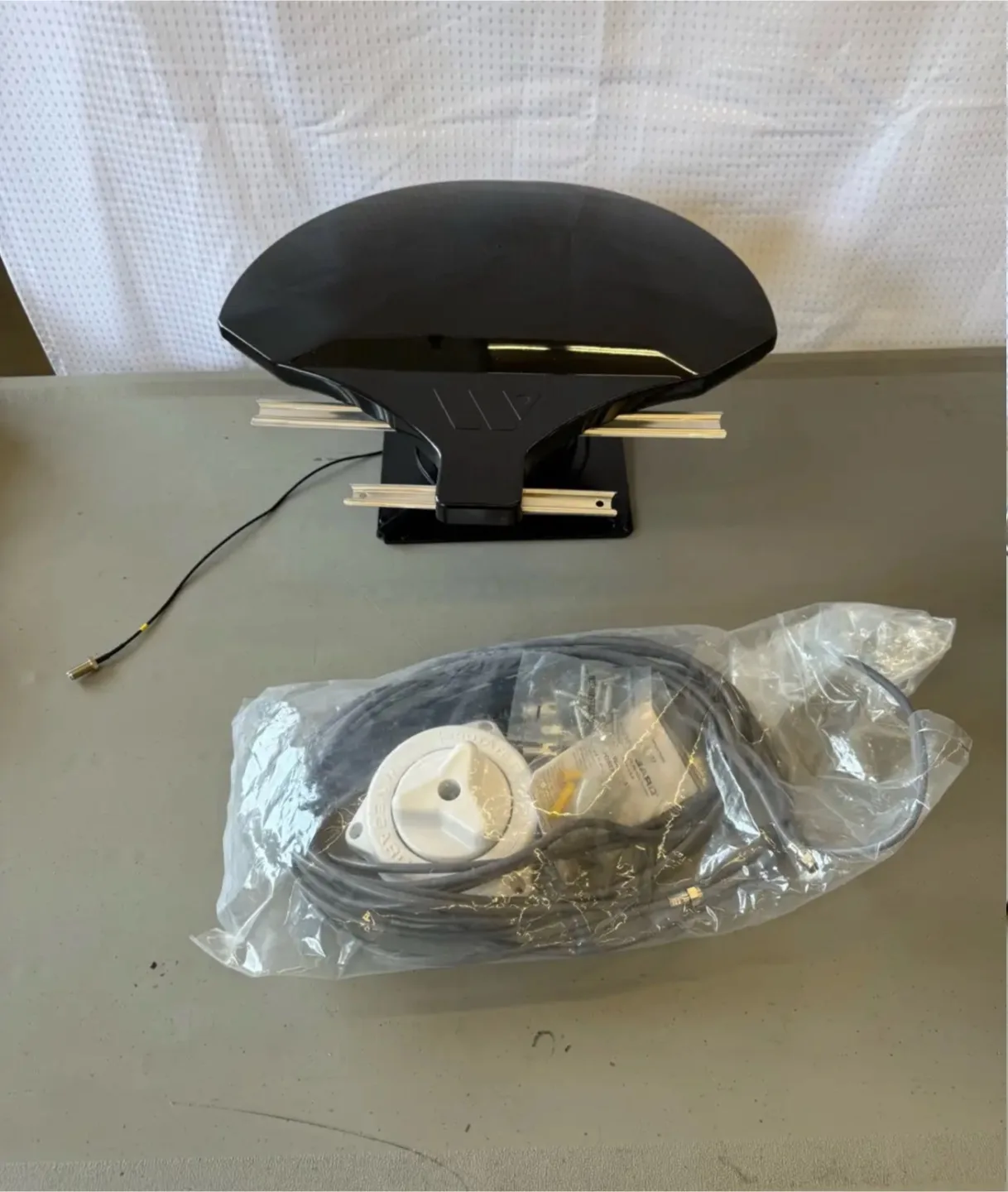 Winegard RZ-6035 TV Antenna image indicator(5)