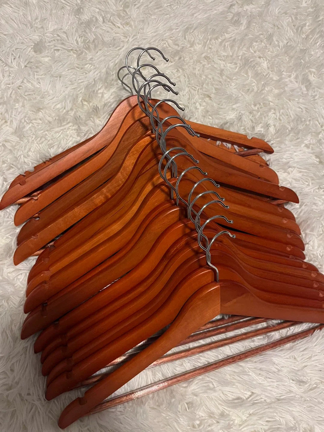 Wooden Clothes Hangers ×20 thumbnail