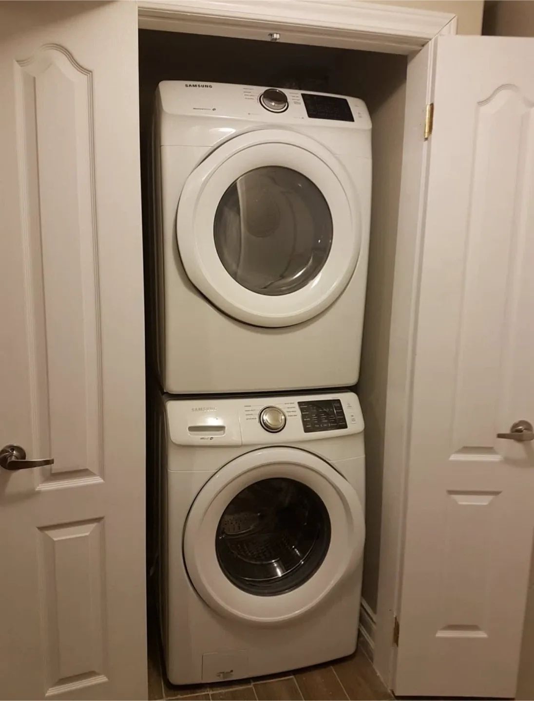 2 Beds 1 Bath Apartment image indicator(7)