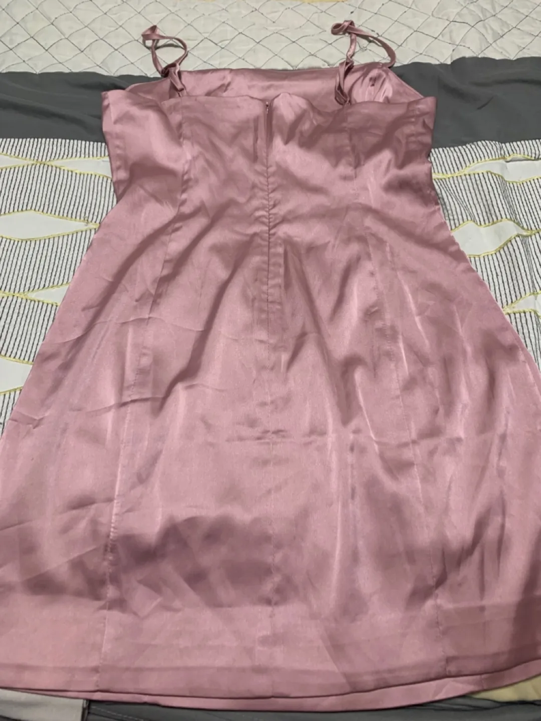 TEN Pink Dress Size 4 image indicator(2)