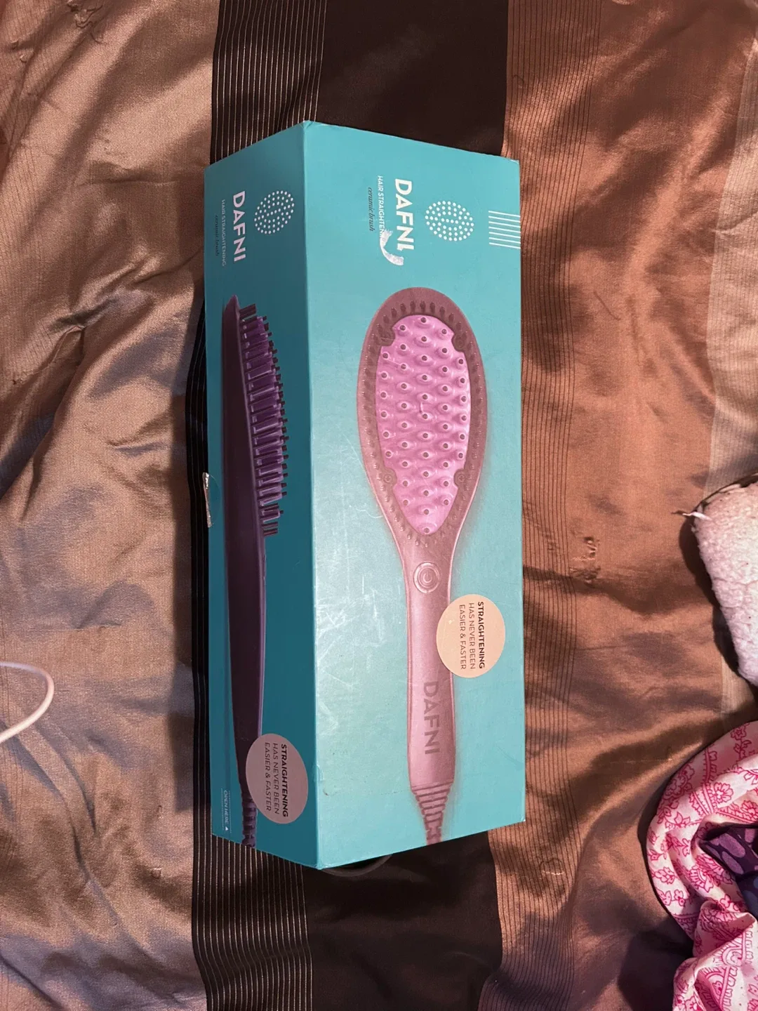 Straightening brush thumbnail