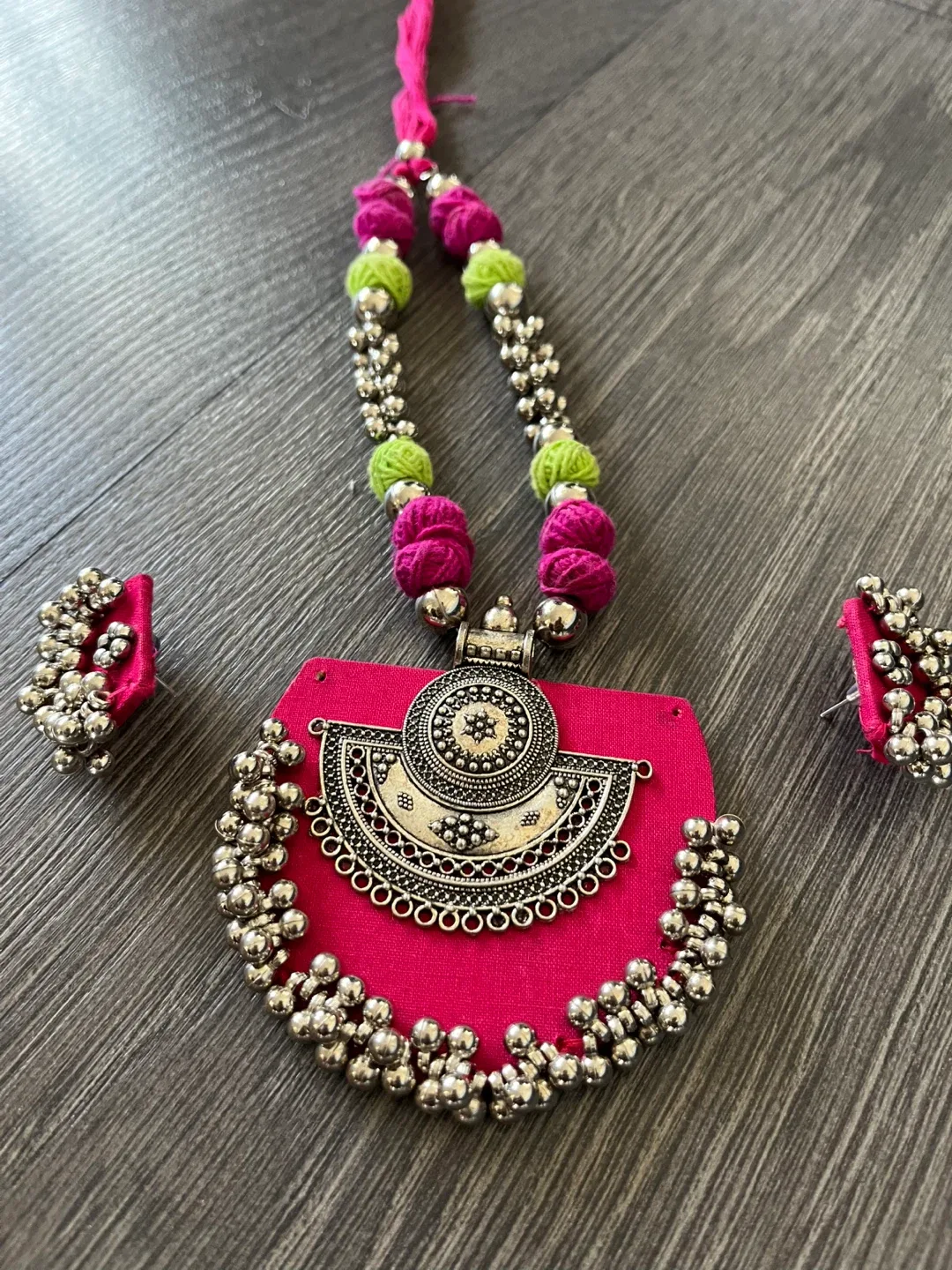 Fashion Jewellery Necklace & Earring Set thumbnail