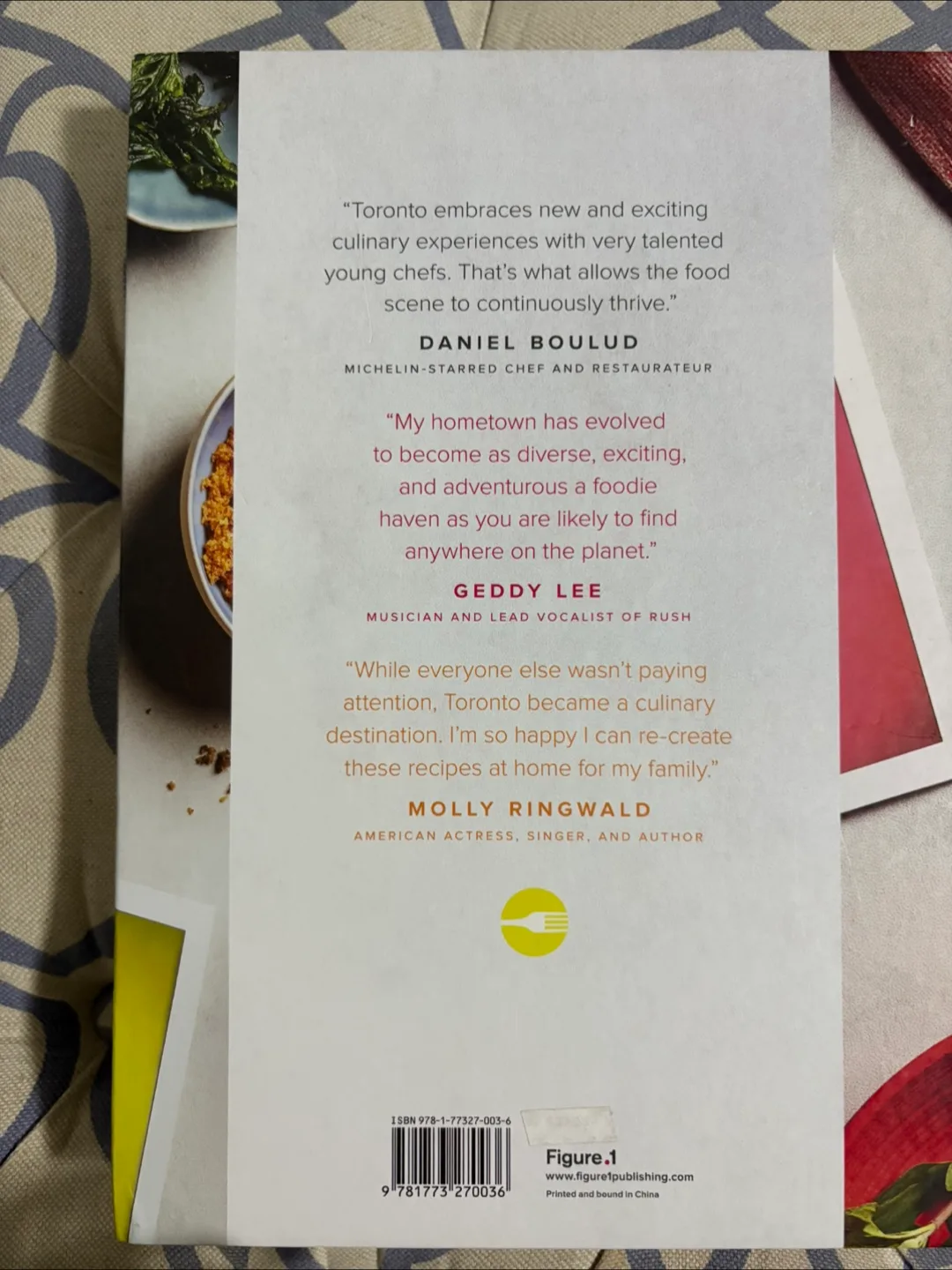 Toronto Eats: 100 Signature Recipes Cookbook image indicator(2)