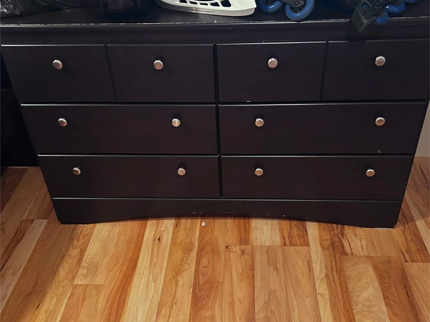 2 dressers