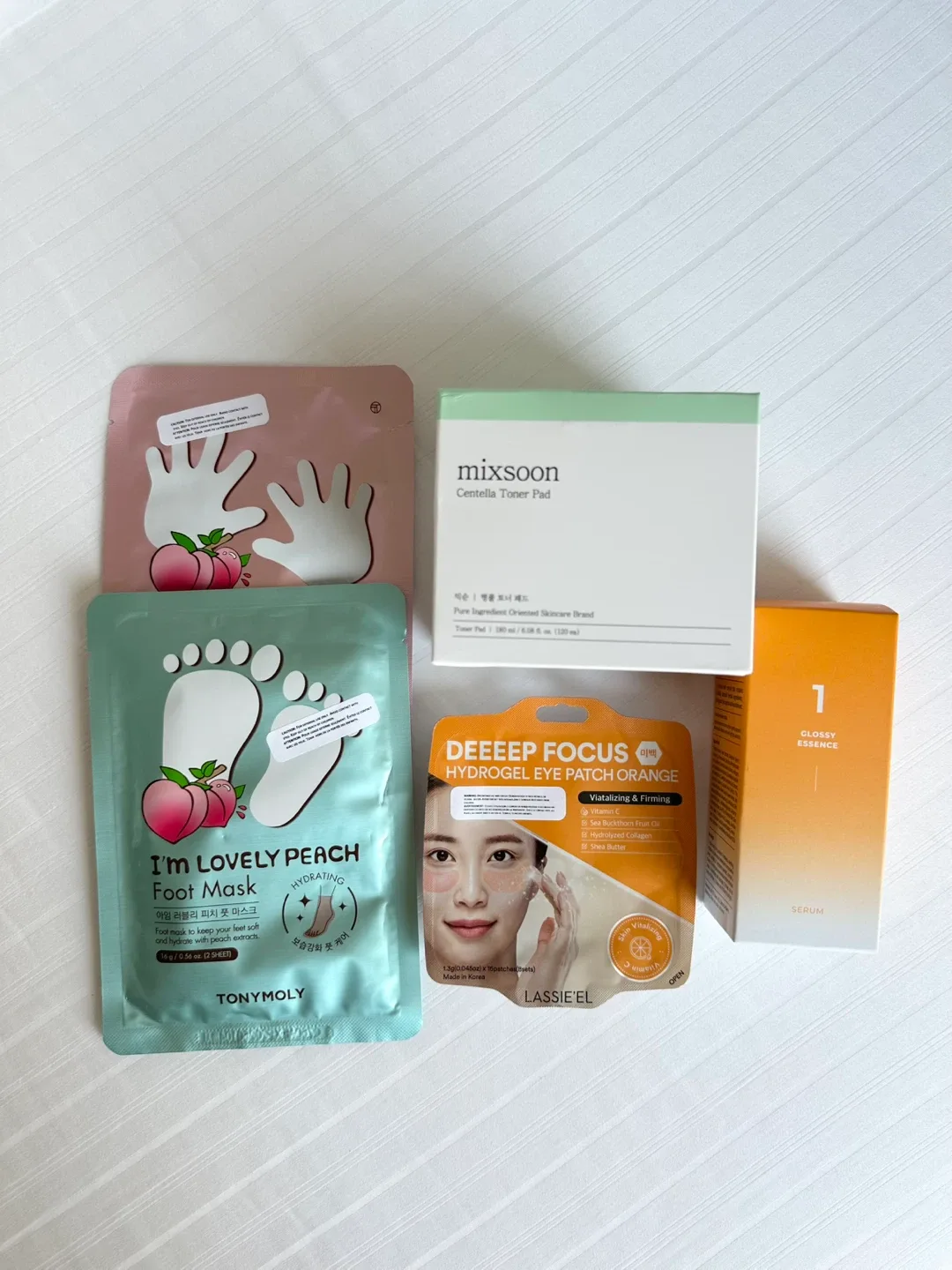 New, unused Korean skincare bundle thumbnail