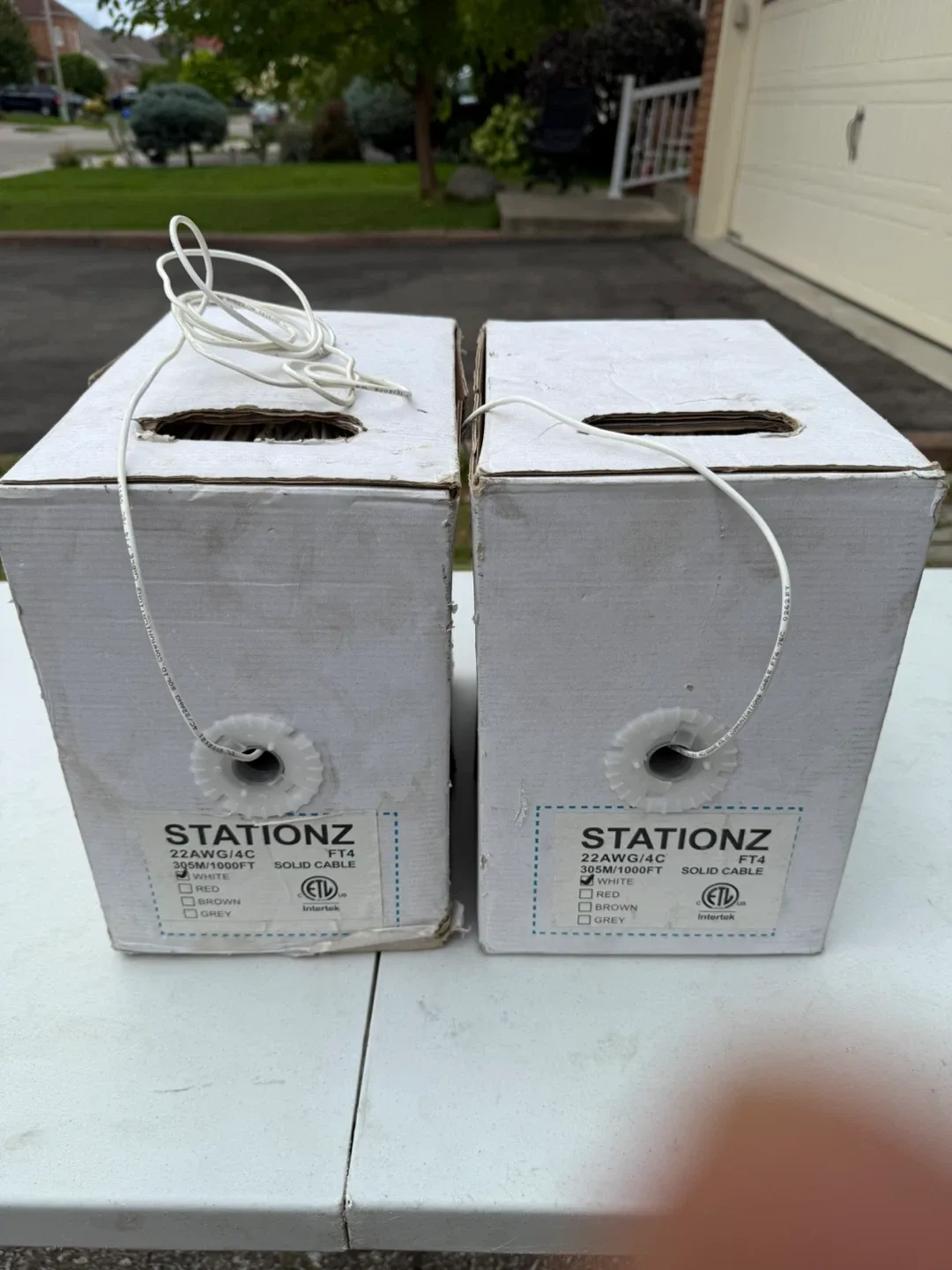 STATIONZ 22AWG/4C 305M/1000FT Solid Cable - Two Boxes thumbnail