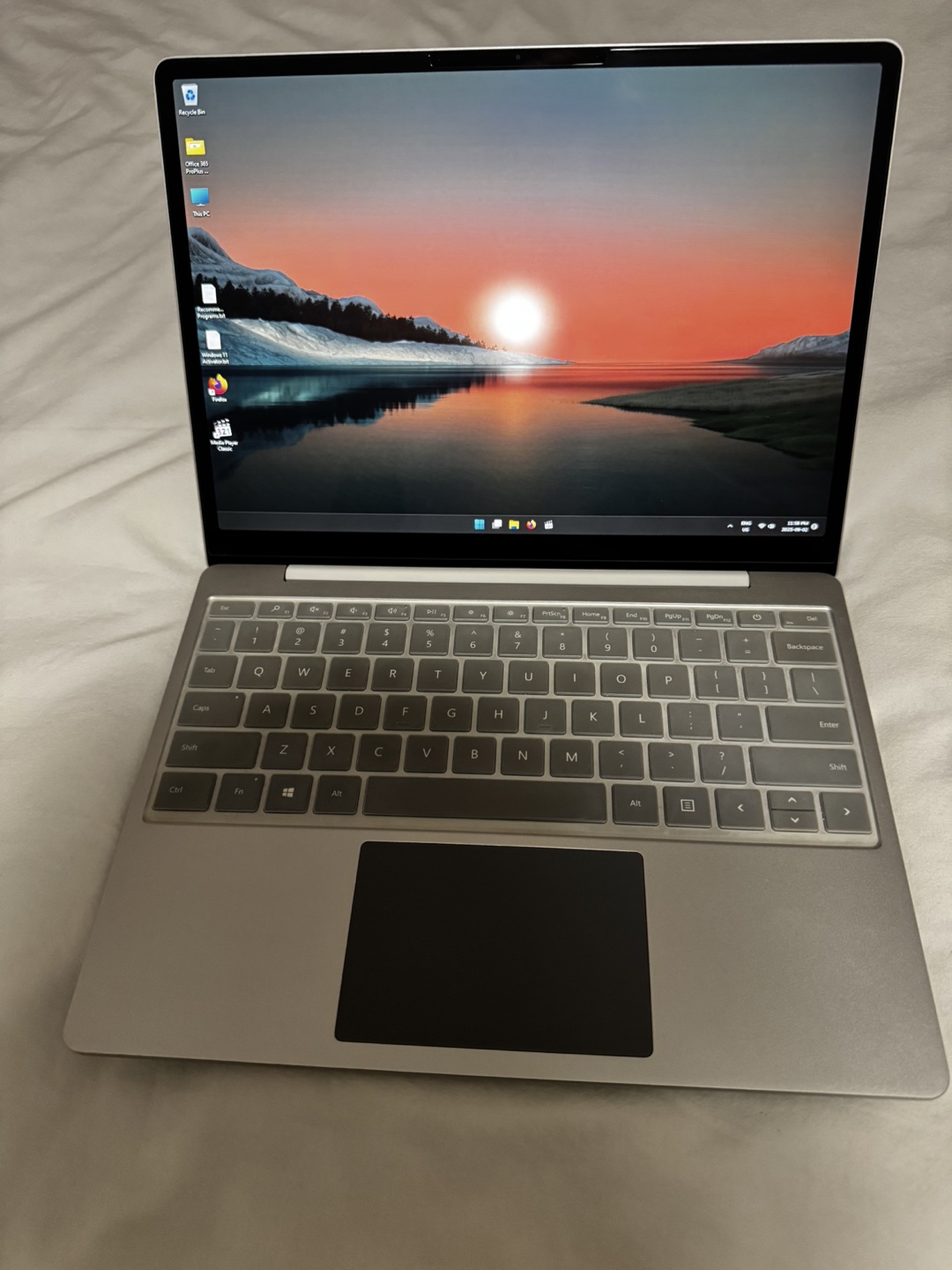 Microsoft Surface Laptop Go