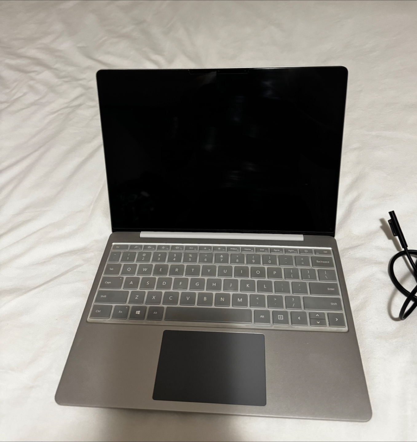 Microsoft Surface Laptop Go - photo 5