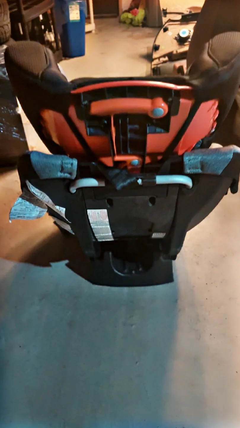 Evenflo Symphony DLX All-In-One Convertible Car Seat image indicator(3)