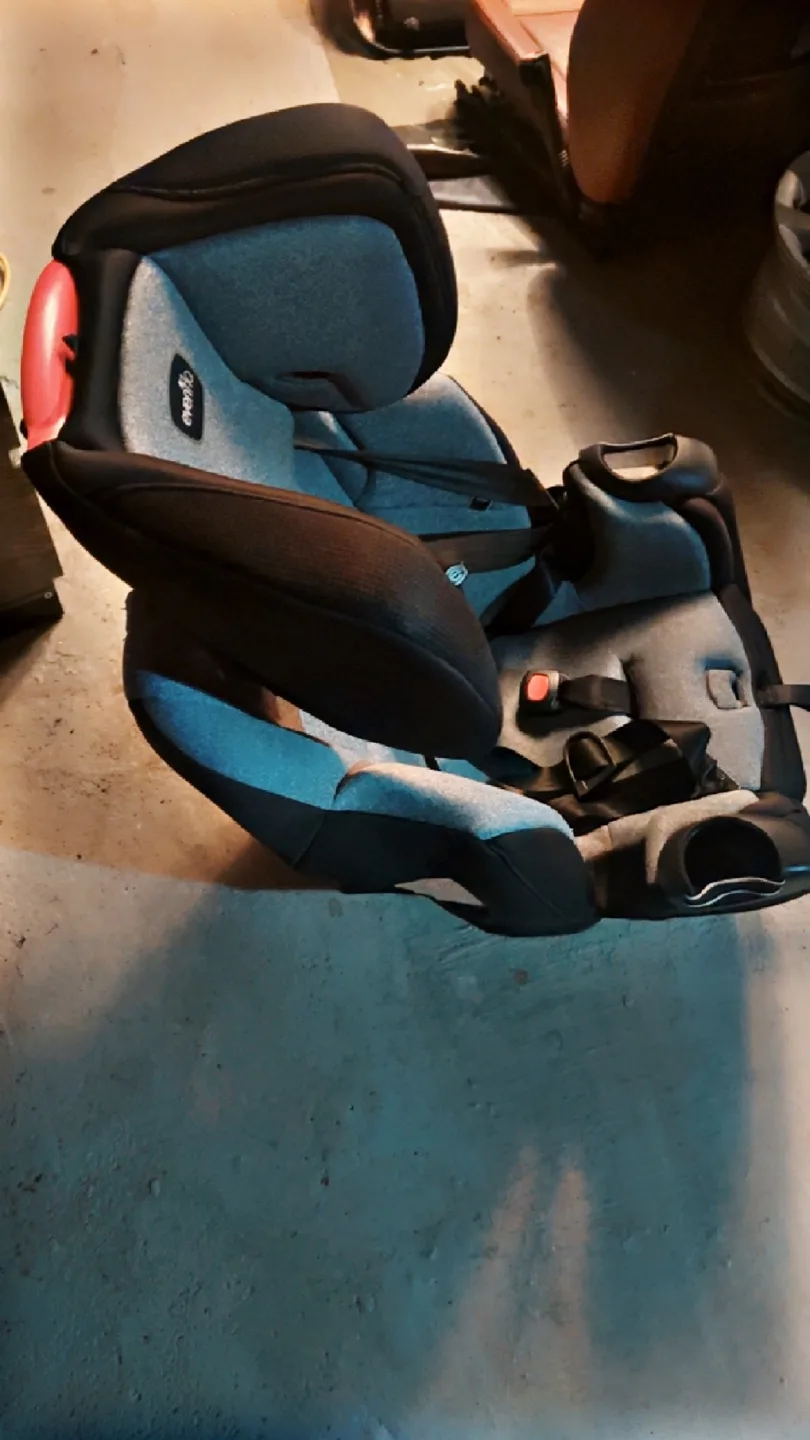 Evenflo Symphony DLX All-In-One Convertible Car Seat image indicator(2)