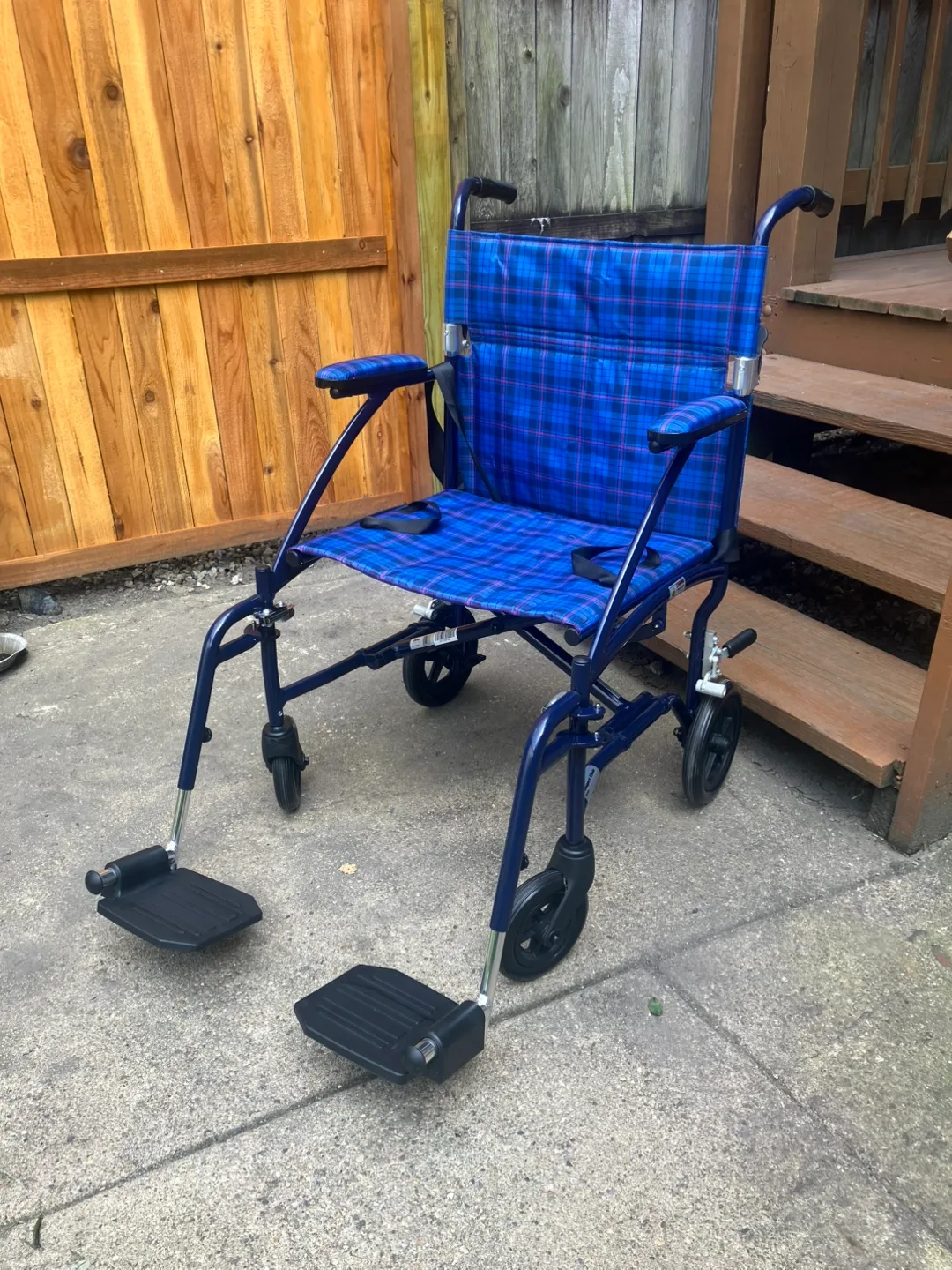 Drive Fly-Lite  Folding Wheelchair - Excellent Condition thumbnail