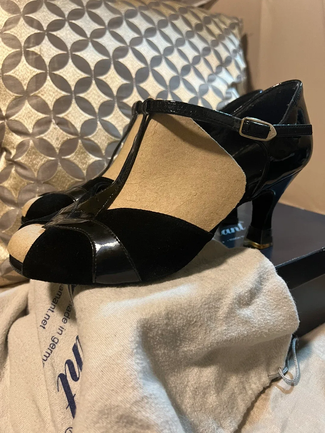 Diamant Patent Latin/Ballroom Dance shoes -US 9 image indicator(2)