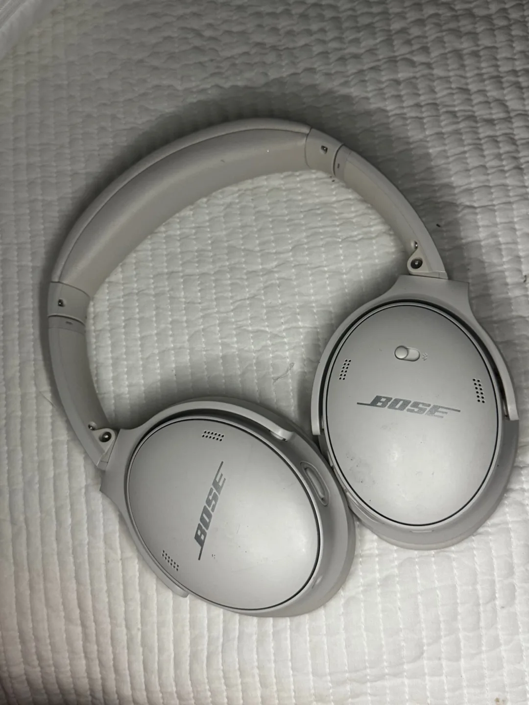 Bose QuietComfort 45 Headphones - White thumbnail