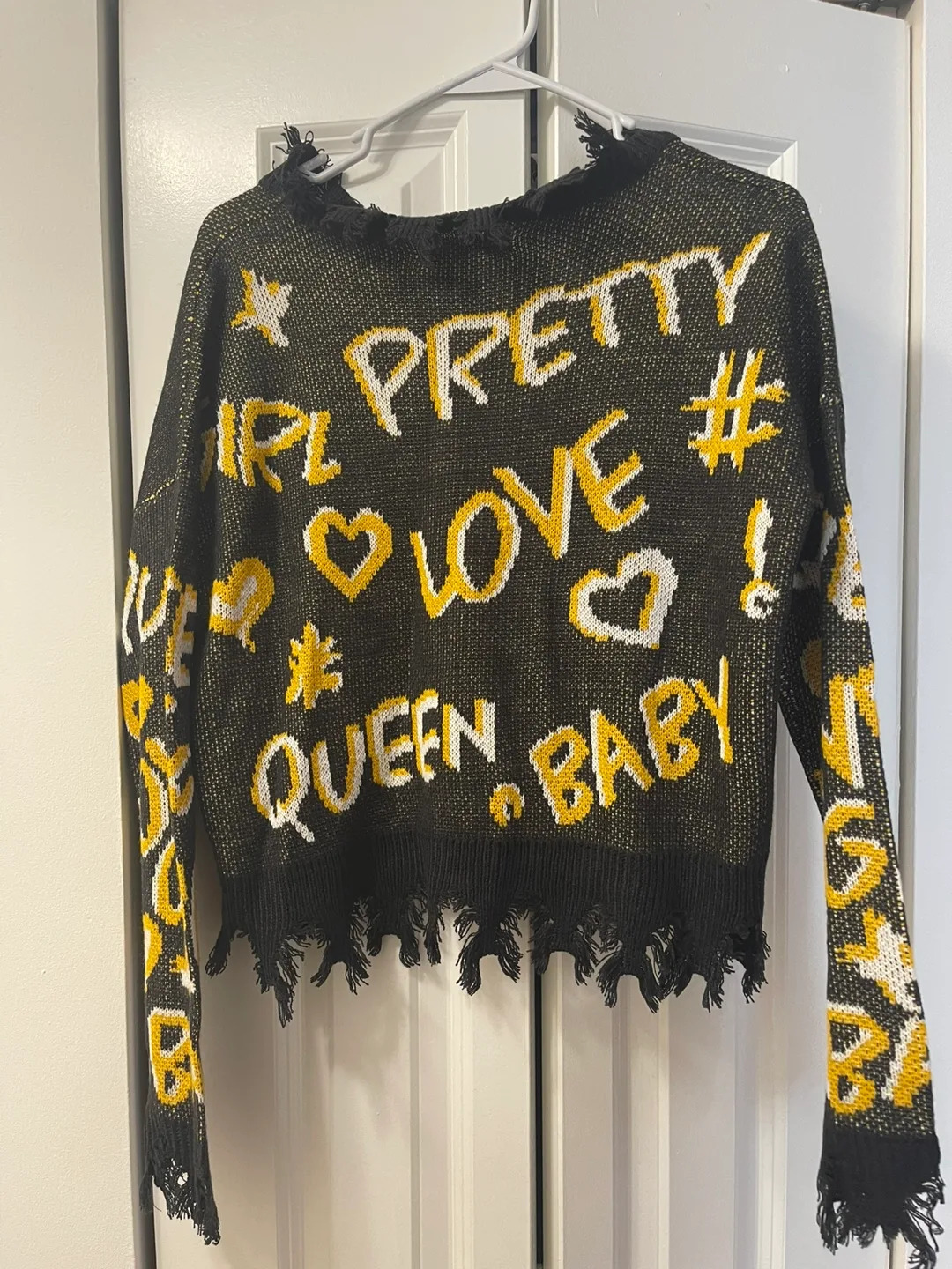 Full Circle Trends Graphic Sweater