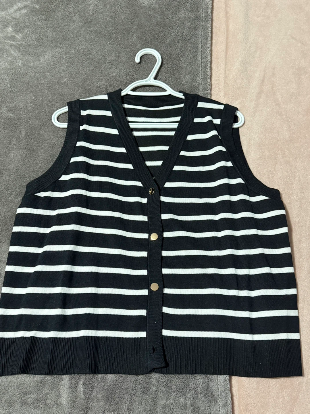SHEIN Black & White Striped Vest - Size 0XL