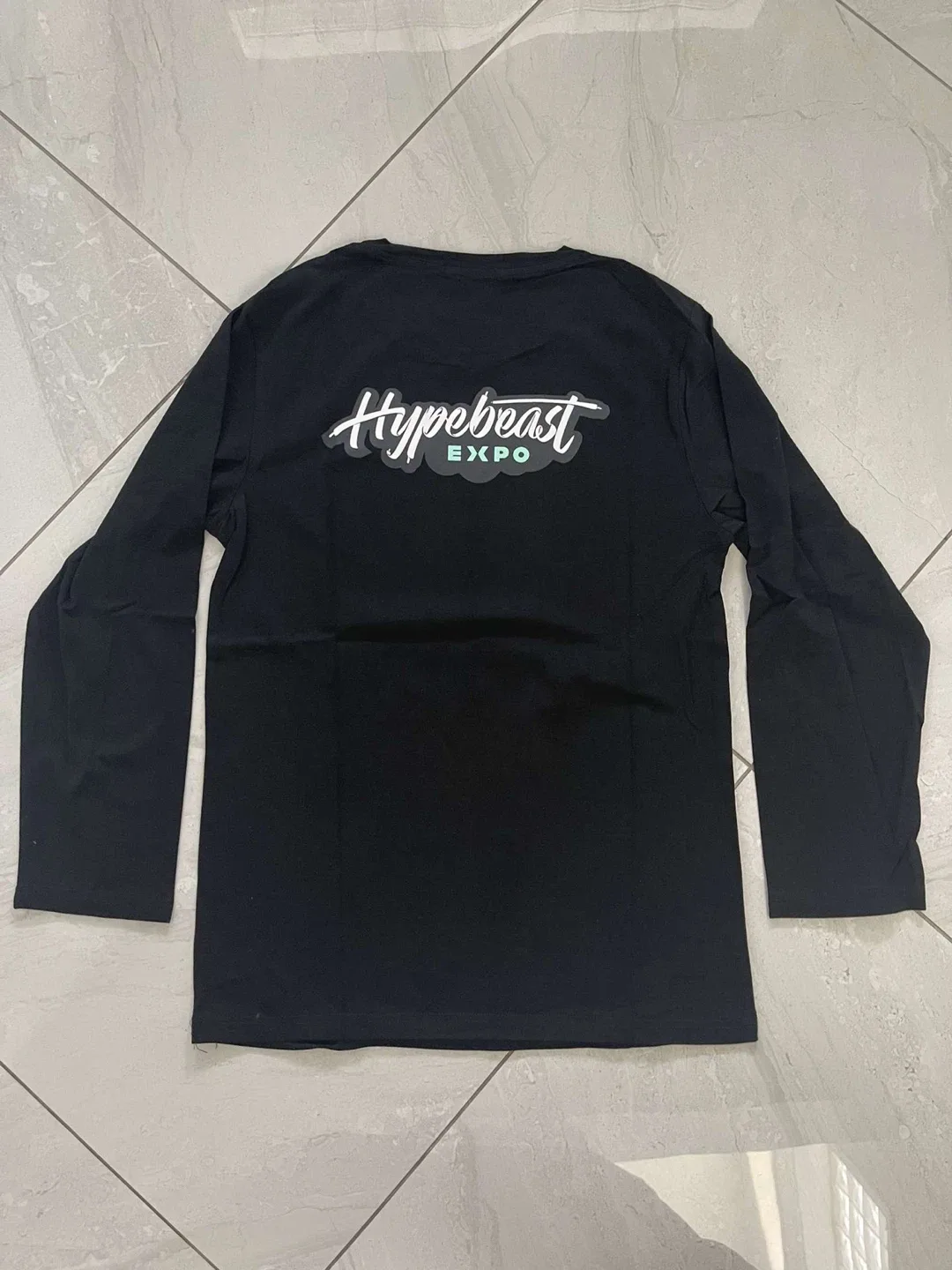 Outlined Hypebeast Expo Long Sleeve Shirt image indicator(2)