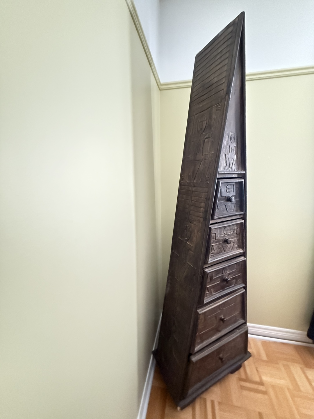 MOVING SALE !! Unique Pyramid-Shaped Drawer Cabinet - photo 2