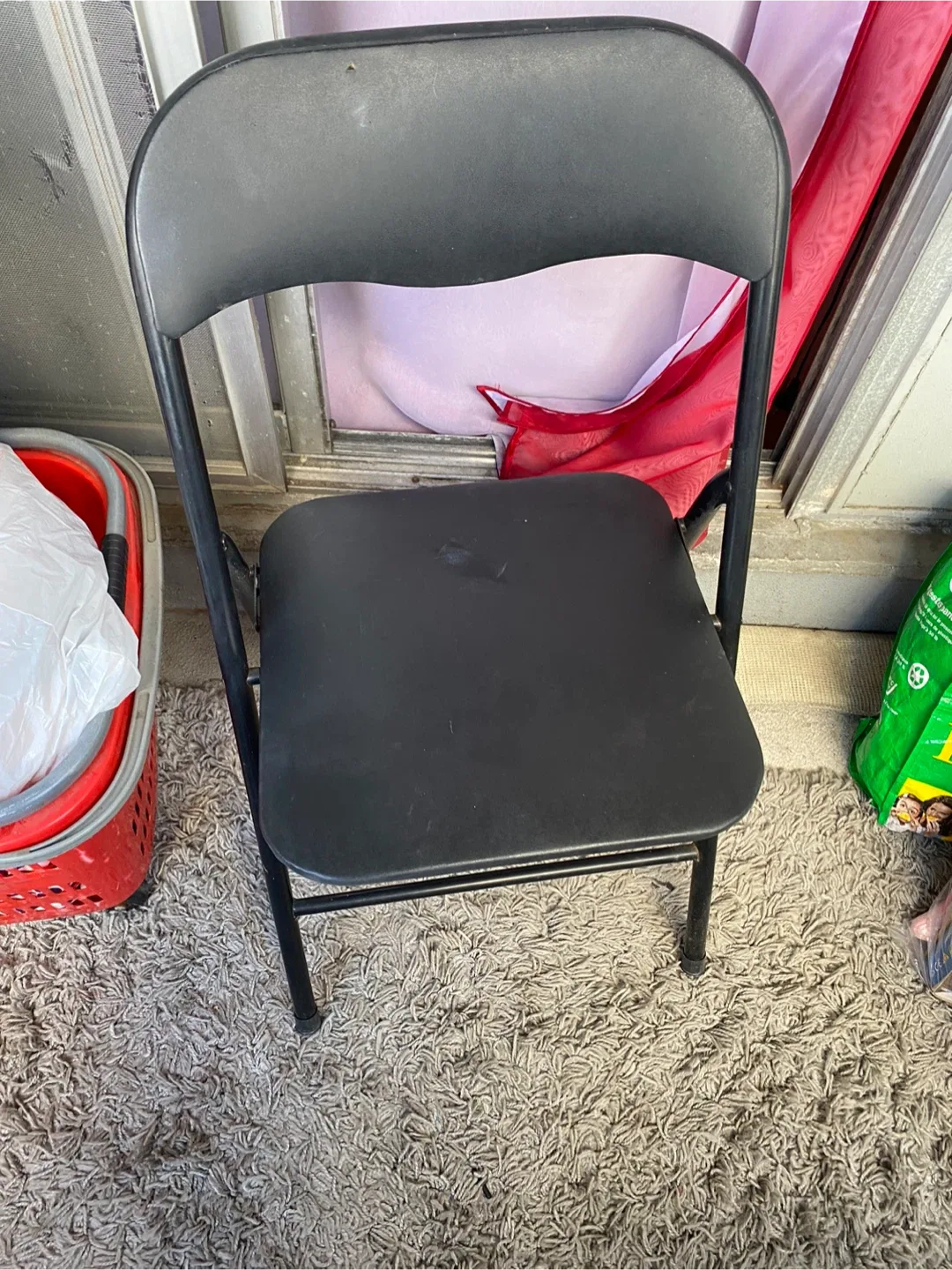 Black Folding Chair - Great Condition! thumbnail