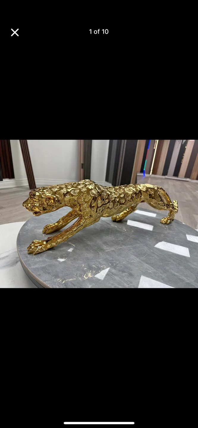 Gold Leopard Statue (box pack) thumbnail
