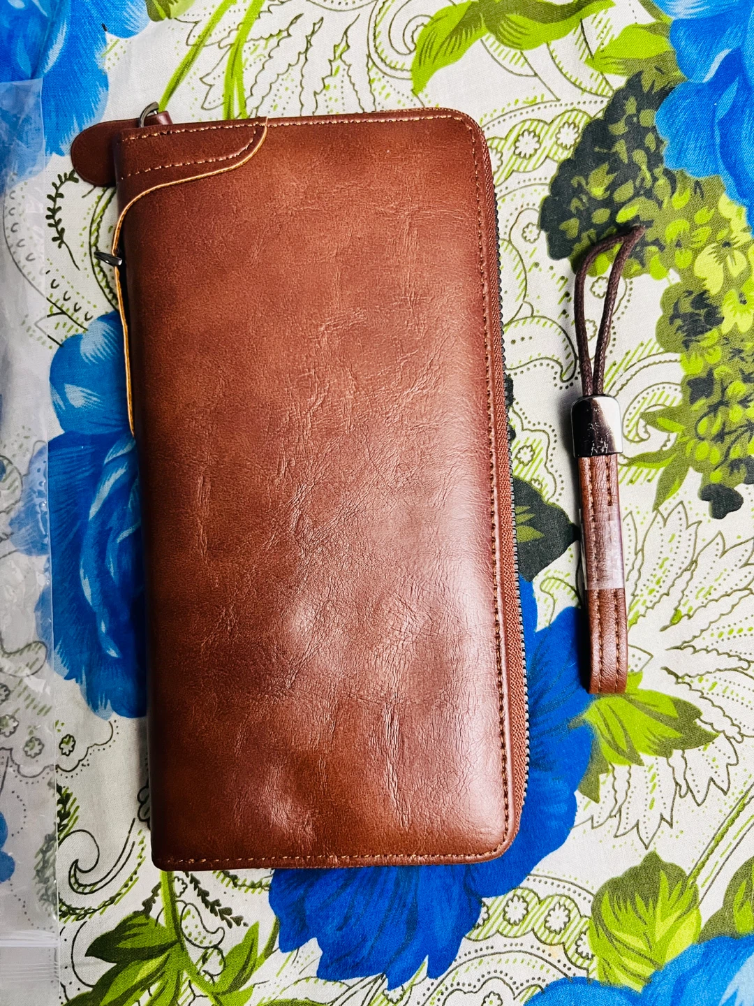 Brown Leather Wallet with Zipper