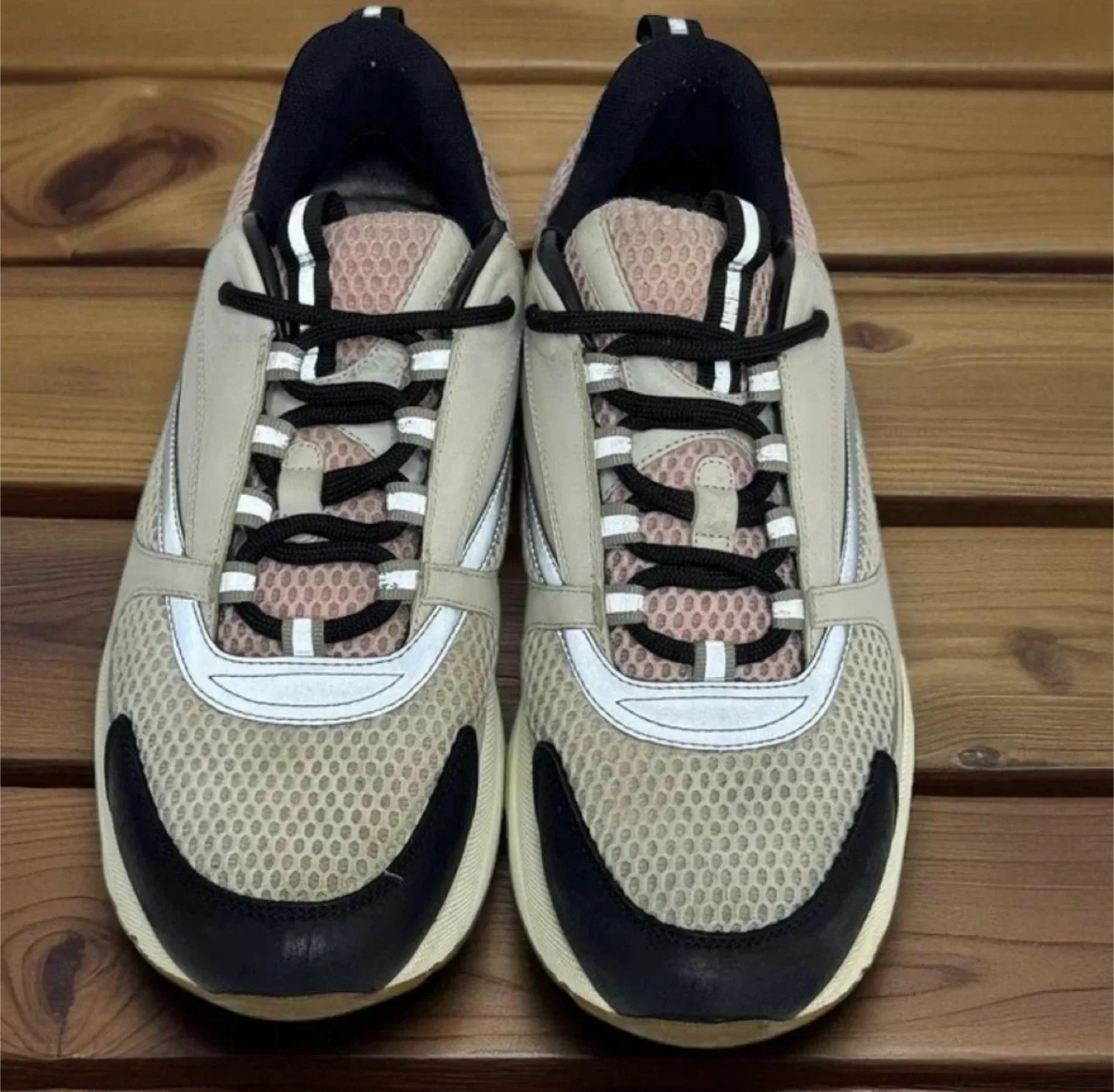 Dior White/Pink Sneakers thumbnail