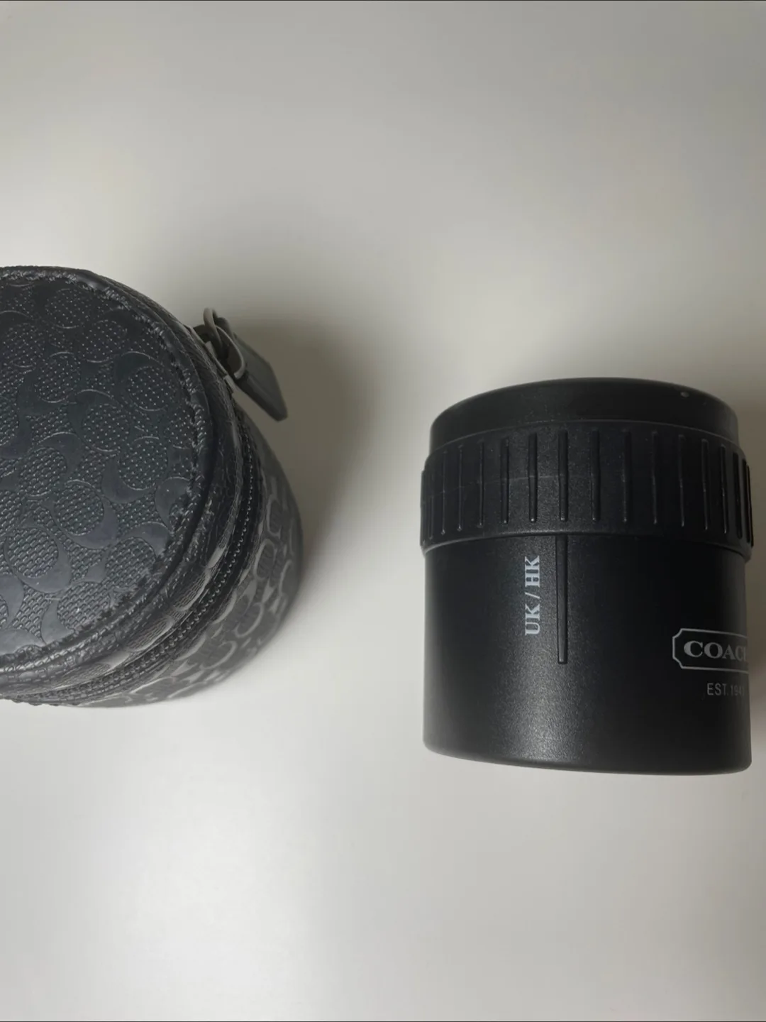 Coach Universal Travel Adapter with case image indicator(5)