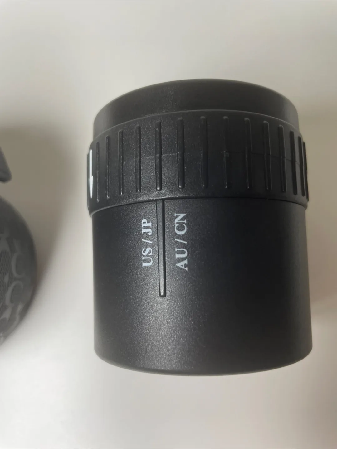 Coach Universal Travel Adapter with case image indicator(3)