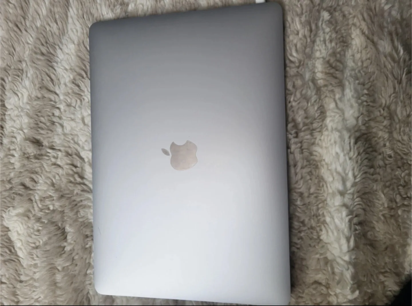 Apple MacBook Air. 13" thumbnail