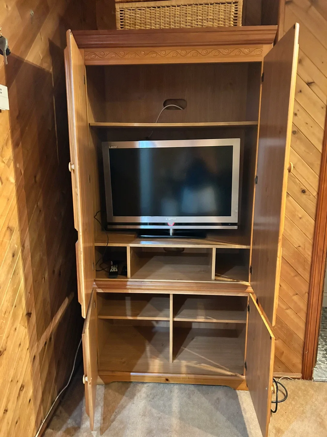 Wooden TV Armoire 🥕 image indicator(3)