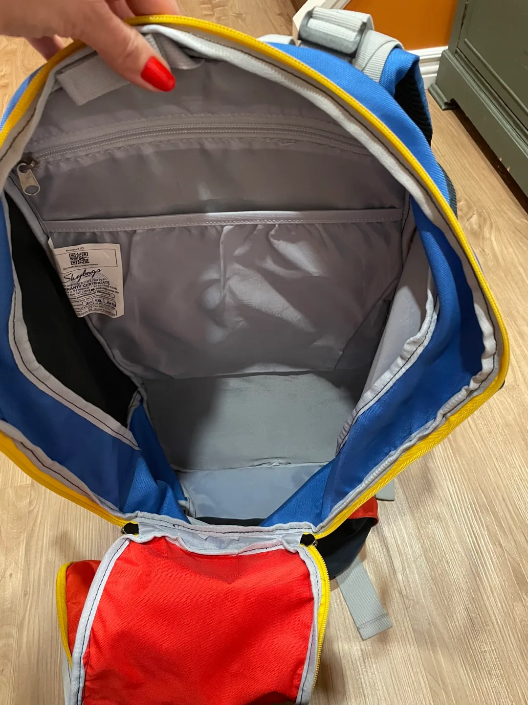 Skybags Tripod 45 Backpack - Blue, Red & Yellow image indicator(5)