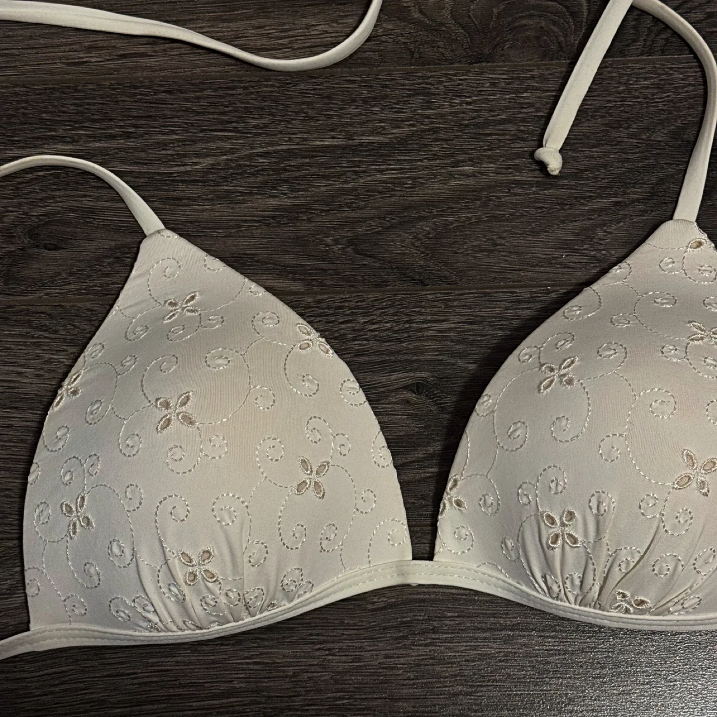 White Triangle Bikini Top image indicator(2)