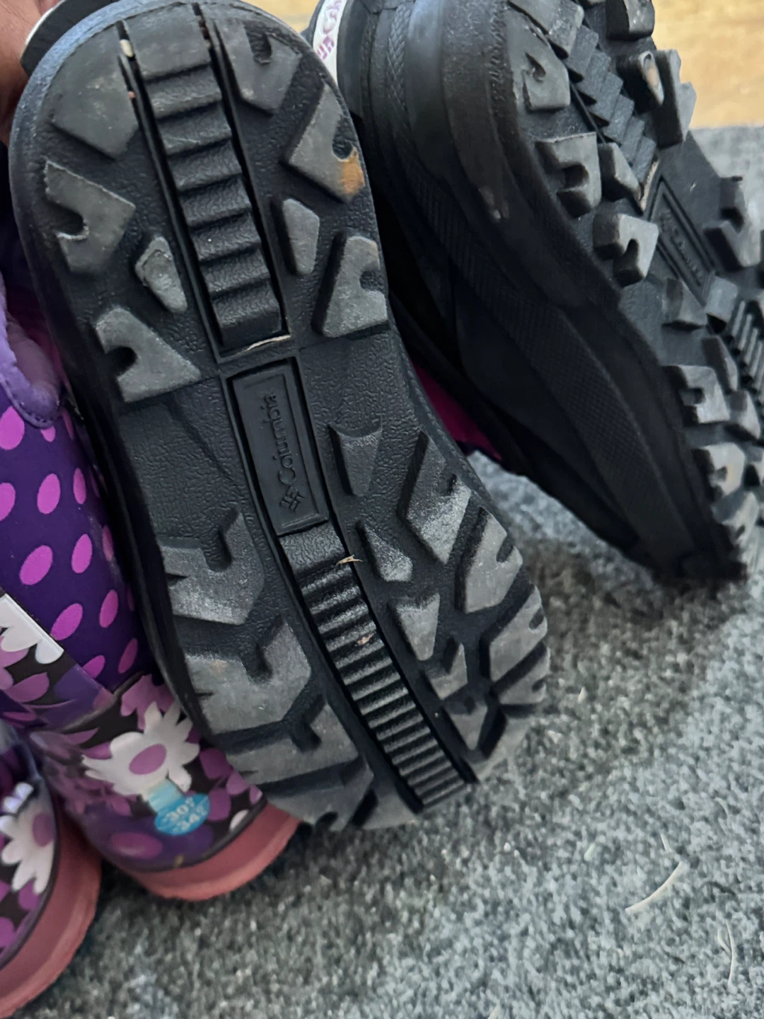 Bogs & Columbia Kids' Winter Boots - photo 5