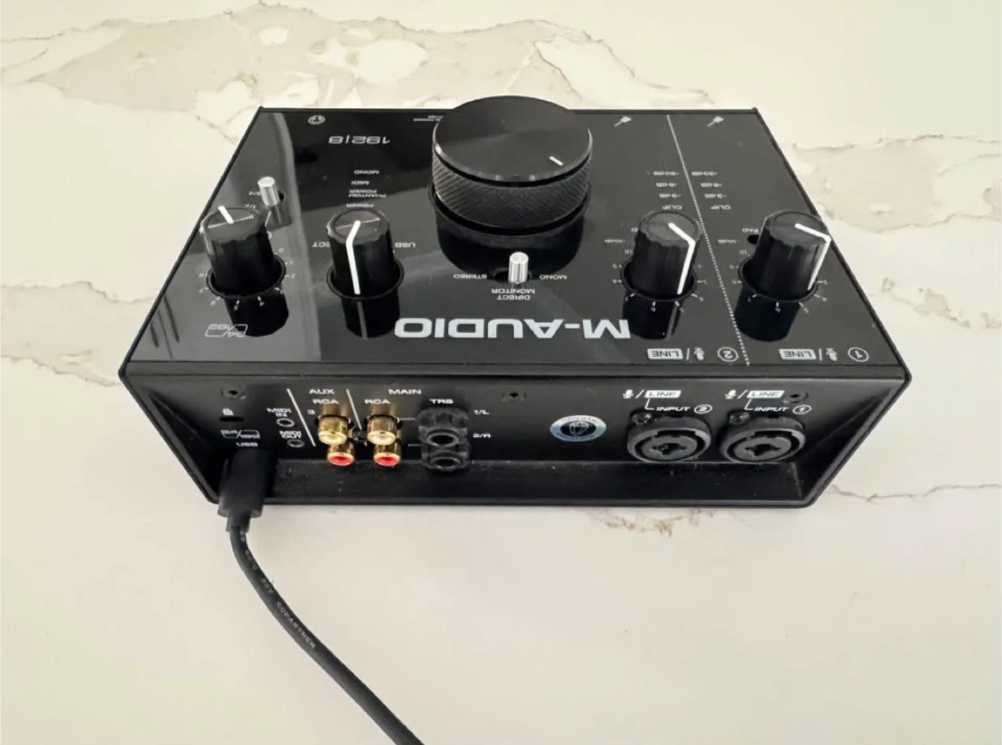 M-Audio AIR 192|8 2x2 USB Audio Interface image indicator(3)