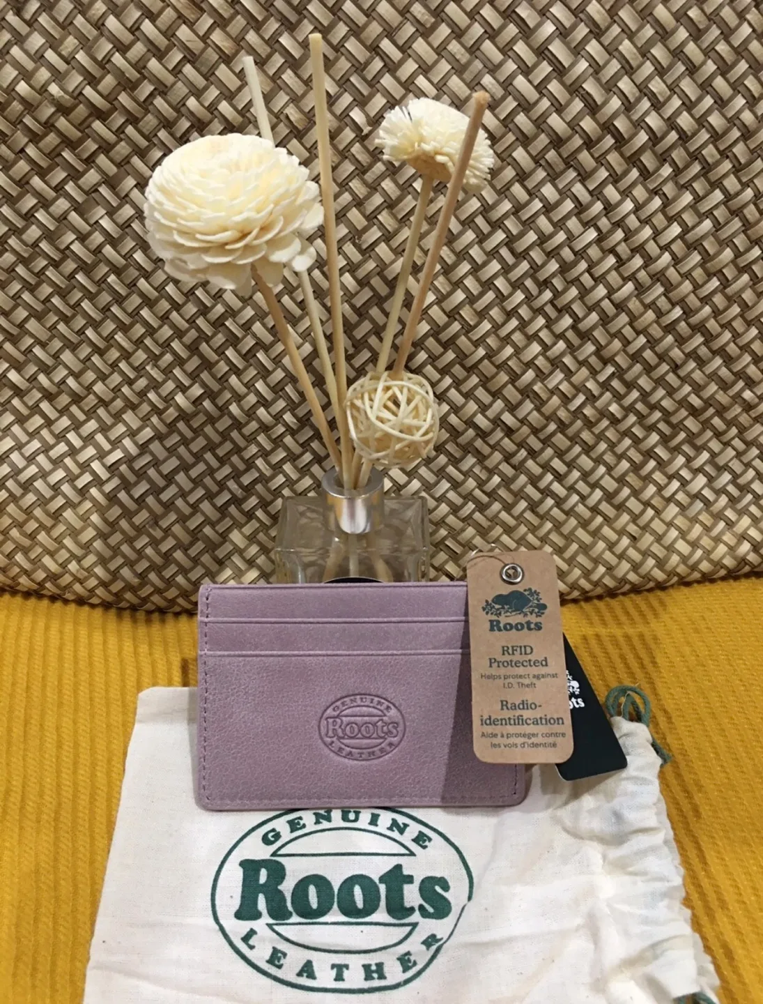 Roots Genuine Leather Card Holder - Rose Des Bois thumbnail