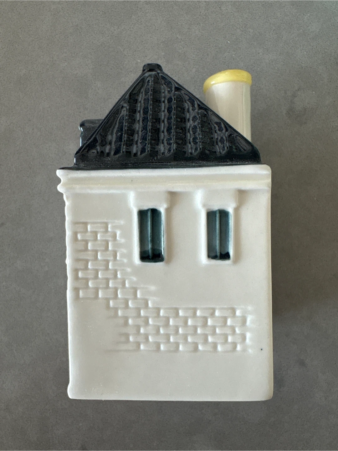KLM Bols Blue Delft Miniature House #64 - photo 2