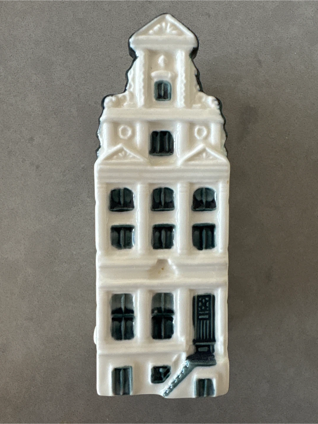 KLM Bols Amsterdam 1575 Blue Delft House #69