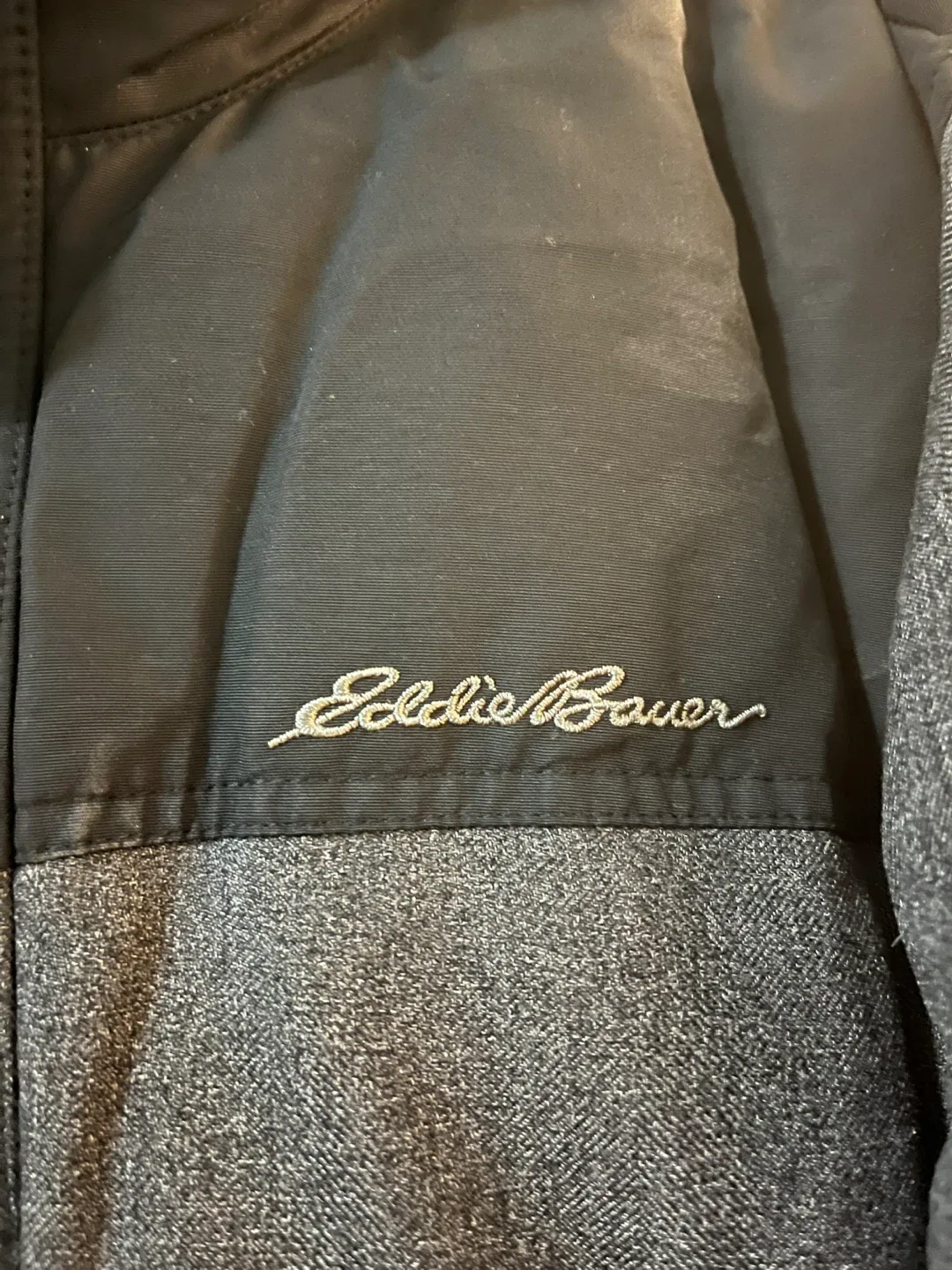 Eddie Bauer Men's L Puffer Jacket - Grey & Black image indicator(2)