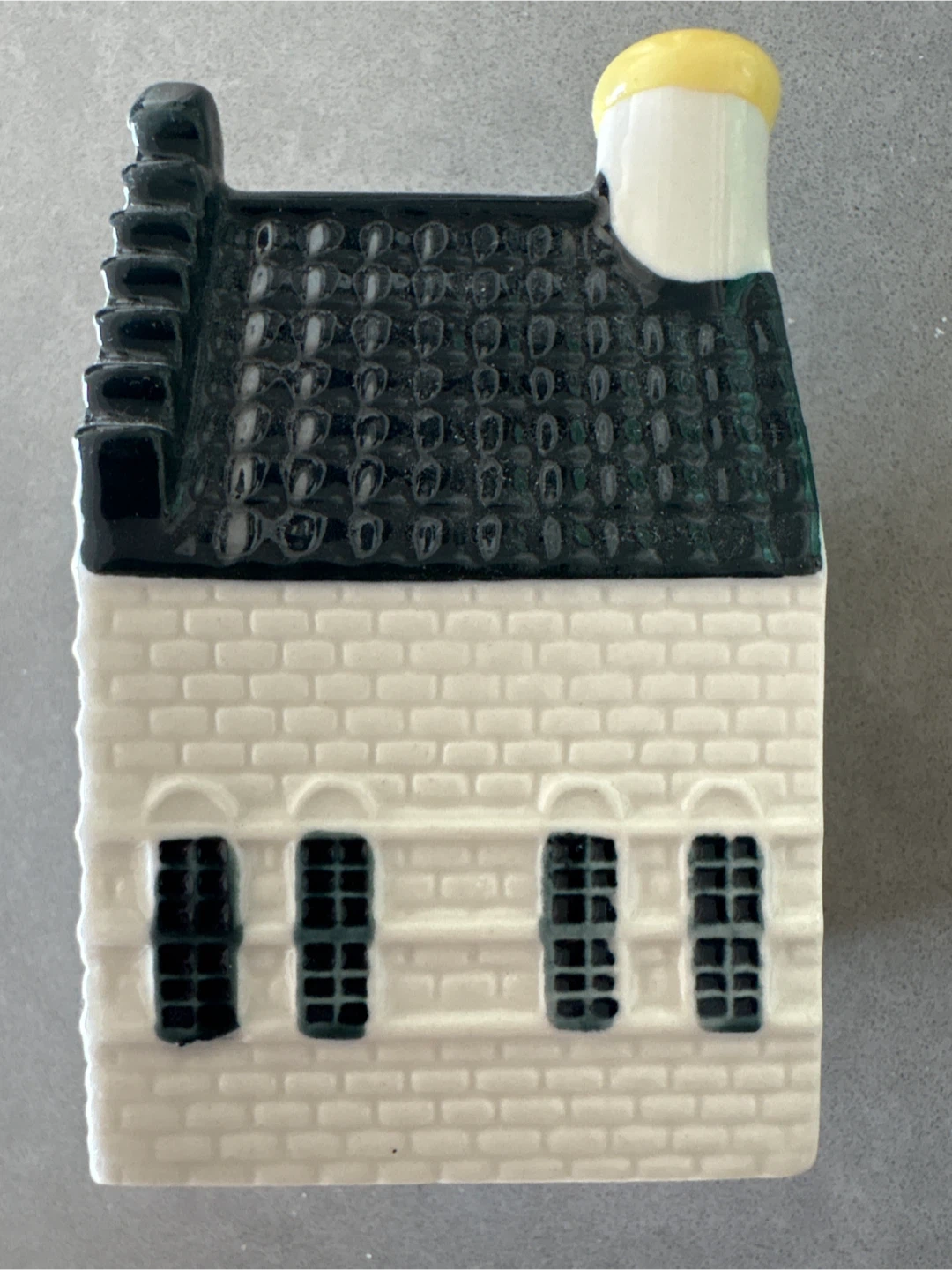 KLM Bols Blue Delft Miniature House #44 - photo 3
