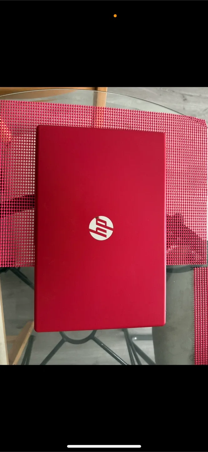 HP Laptop - Red image indicator(4)