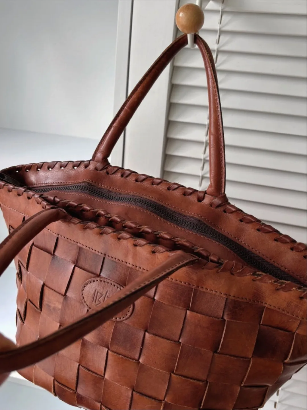 Vintage IBIZA Leather Tote Bag – Handmade Woven Leather Handbag image indicator(5)