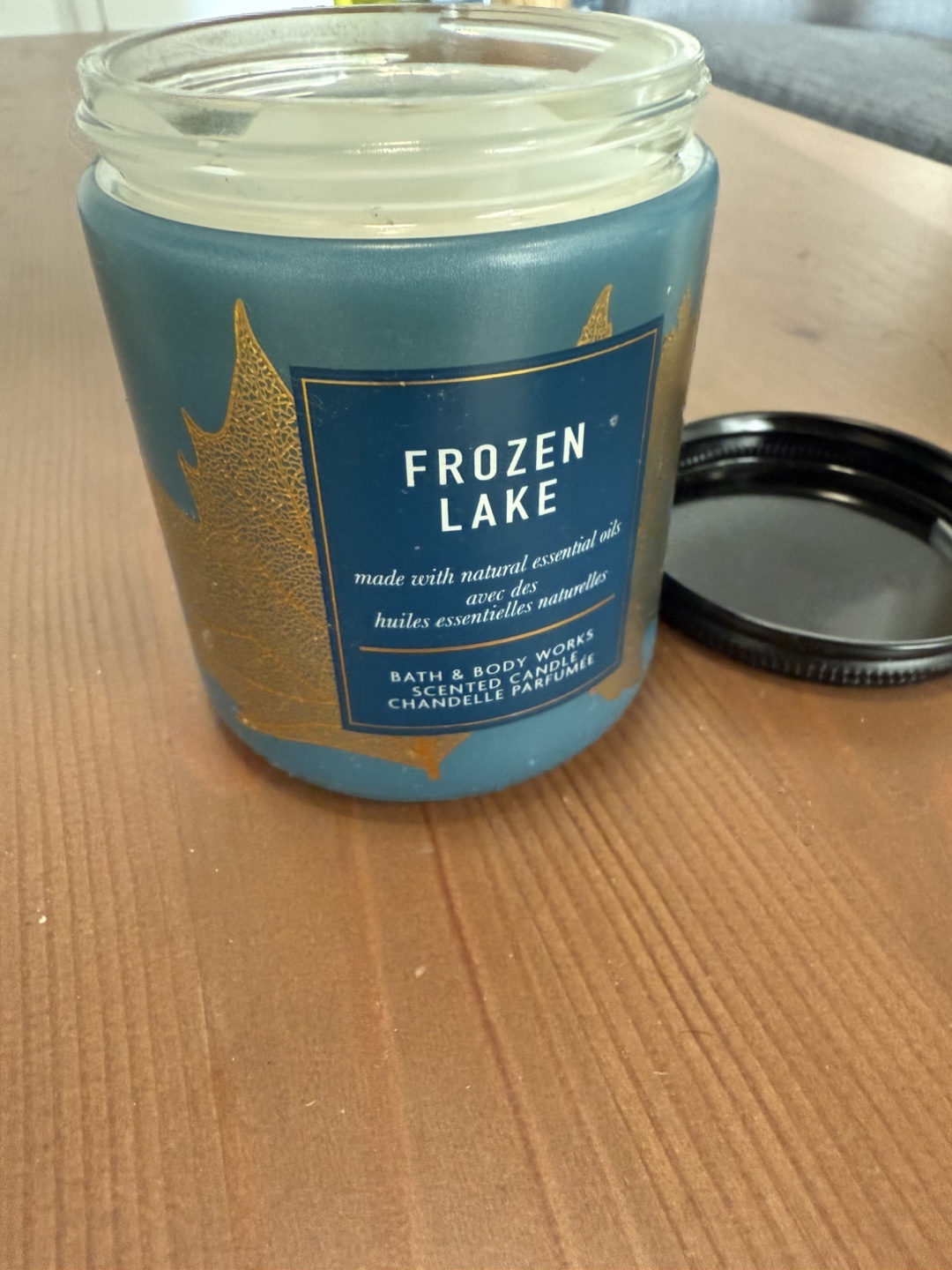 Bath & Body Works Frozen Lake Candle - photo 3