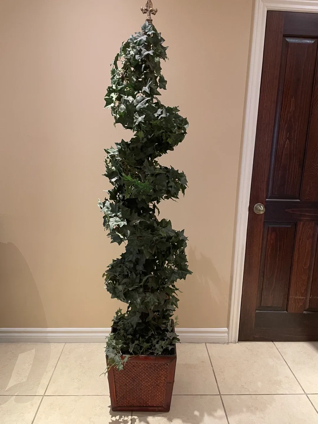 Artificial Ivy Topiary Tree thumbnail