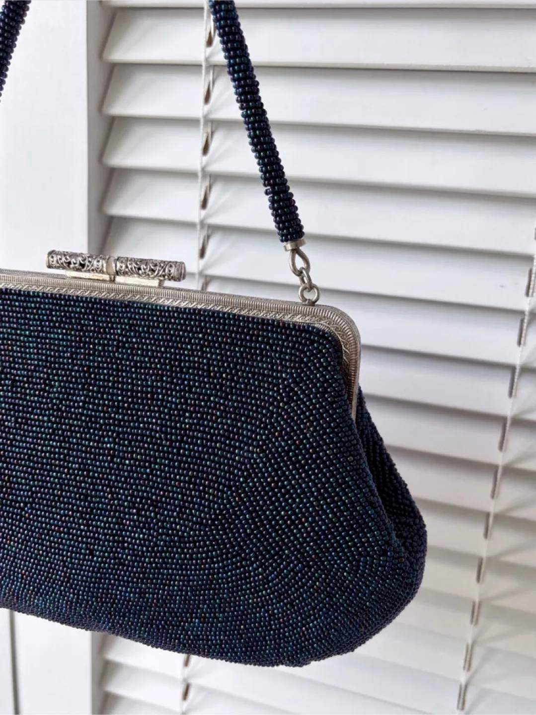 Vintage Beaded Evening Bag – Handcrafted Beadwork Clutch Purse image indicator(2)