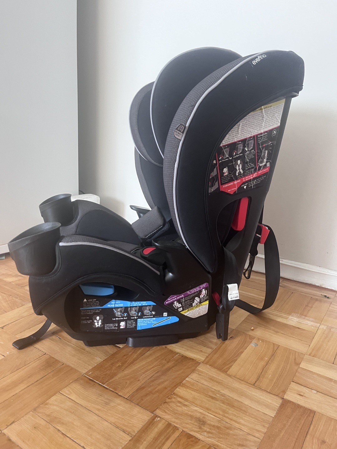 Evenflo EveryStage DLX All-in-One Car Seat - photo 2