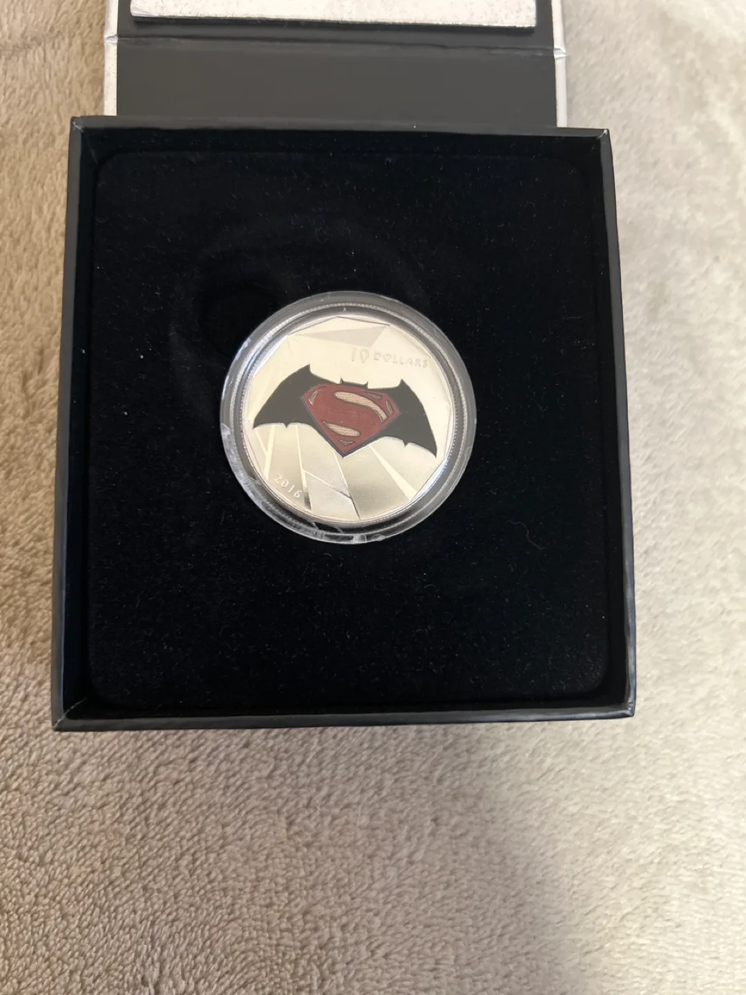 DC Comics Batman vs Superman 10 Dollars Coin thumbnail