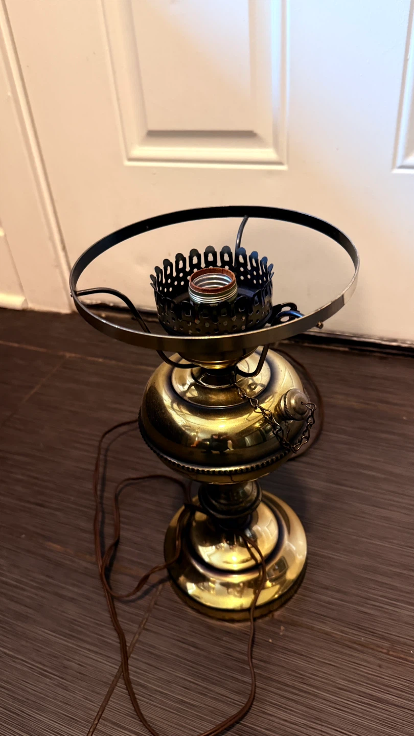 Vintage Brass Electric Oil Lamp - photo 3