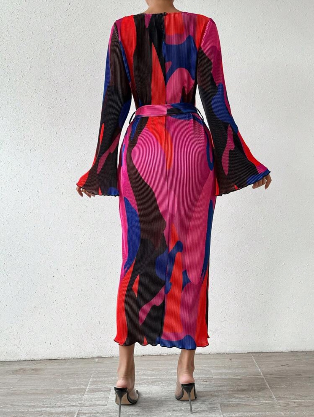 Pink & Blue Abstract Print Pleated Maxi Dress - photo 4
