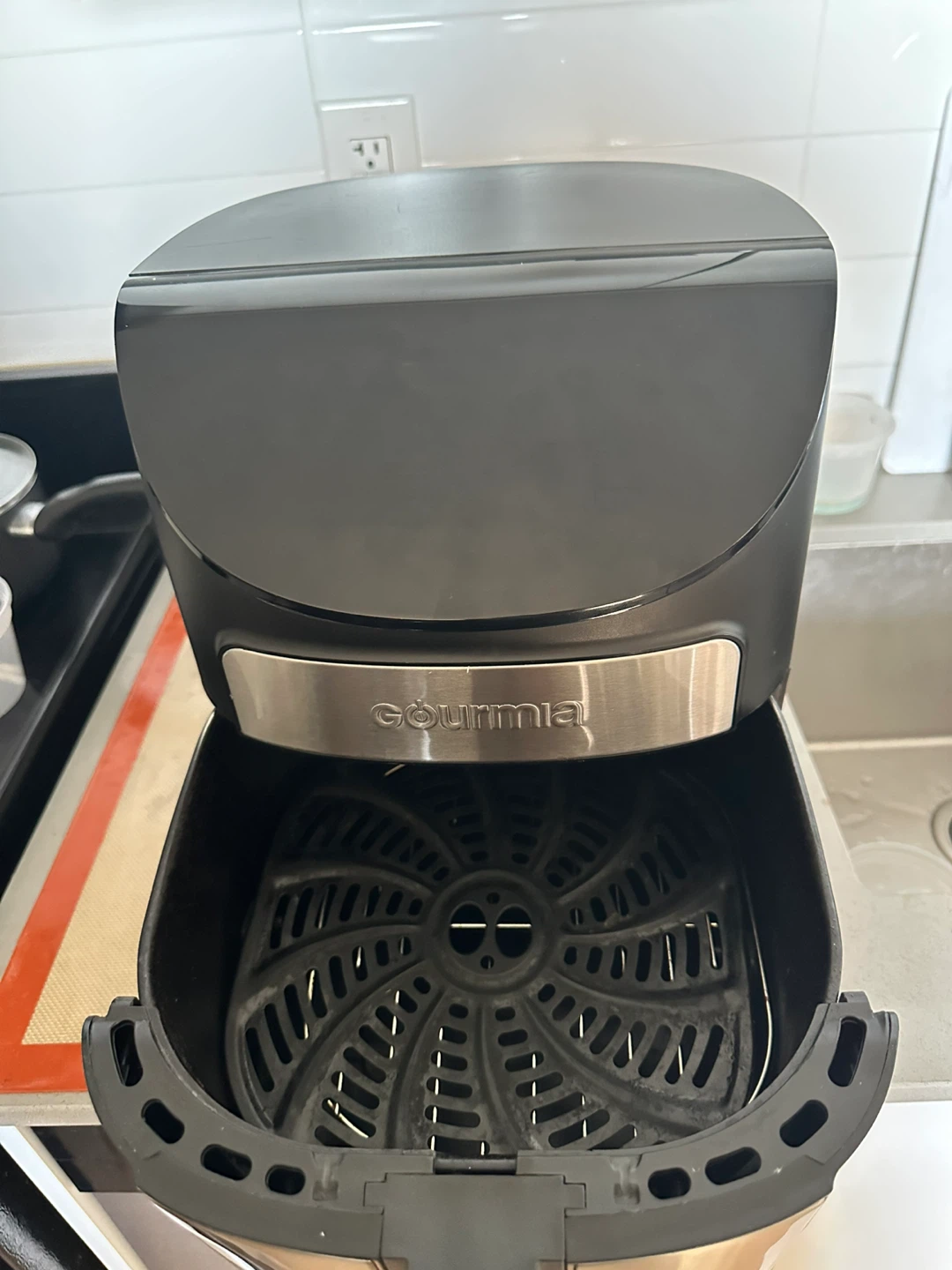 Gourmia Air Fryer - photo 2