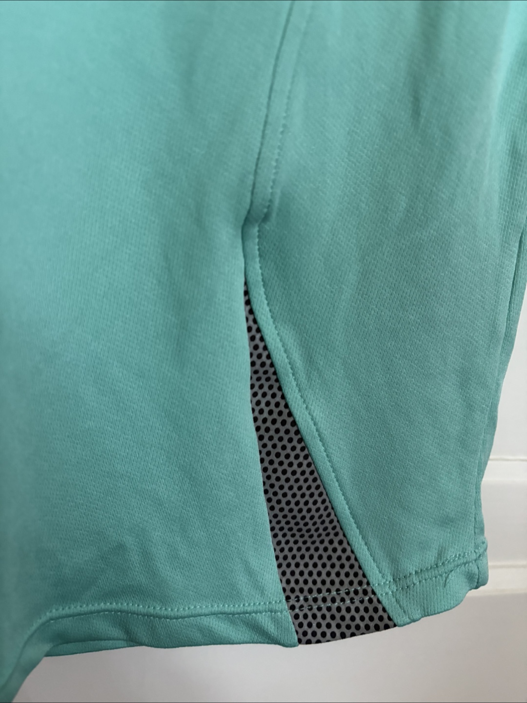 Descente Active T-Shirt - Black & Mint Green - photo 3