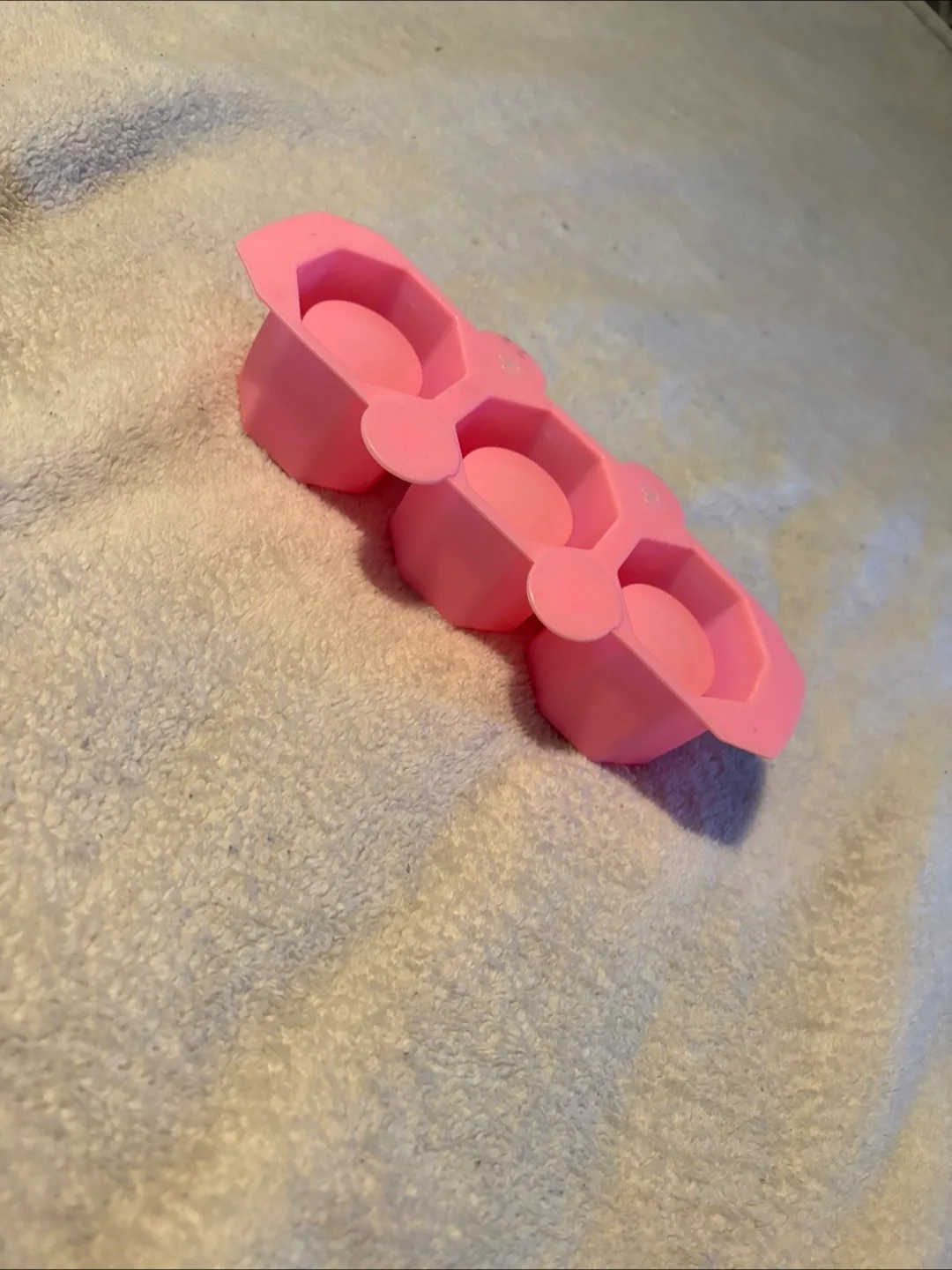 Pink Silicone Succulent Planter Mold image indicator(3)